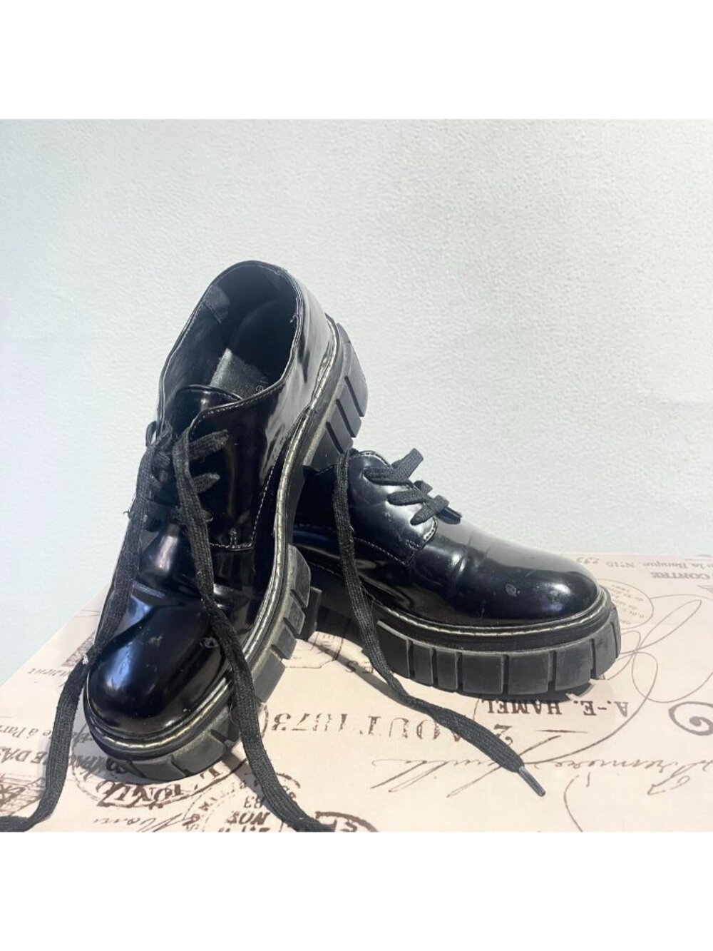 Madden Girl Black chunky platform oxford lace-up shoes 8.5